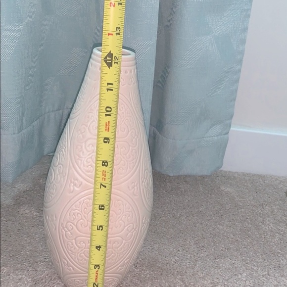 🍁Clearance- NWT Ceramic Cross Vase - Picture 2 of 8